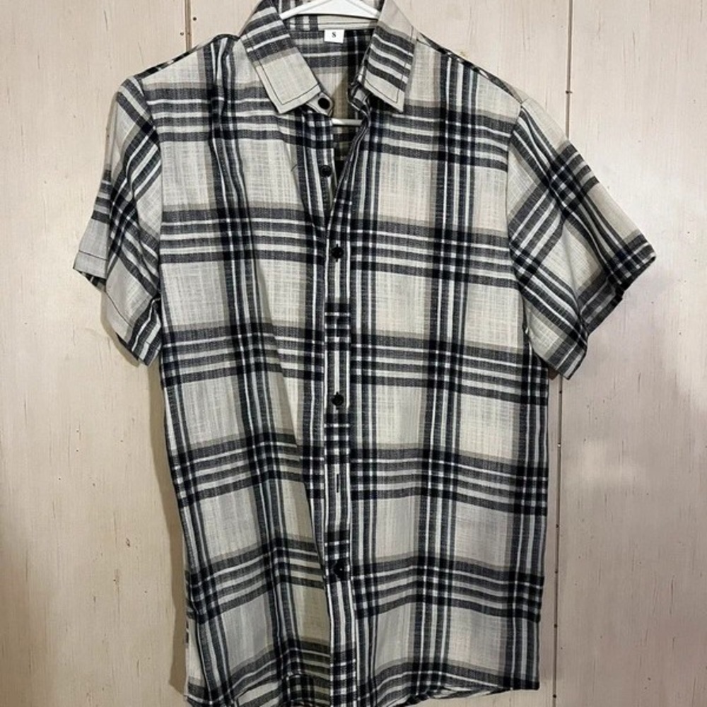 H&M Black and Cream Plaid Casual Shirt